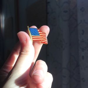 🇺🇸 American Flag Pin 🇺🇸